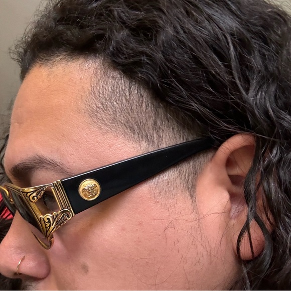 Vintage Gianni Versace sunglasses. Very old.unisex - Picture 10 of 10